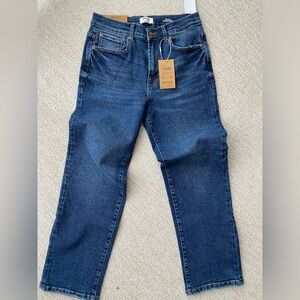 Kenzie High Rise Straight 8/29 Women’s